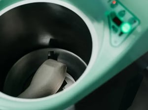 pulpmatic-uno-medical-pulp-macerator-urinal-inside